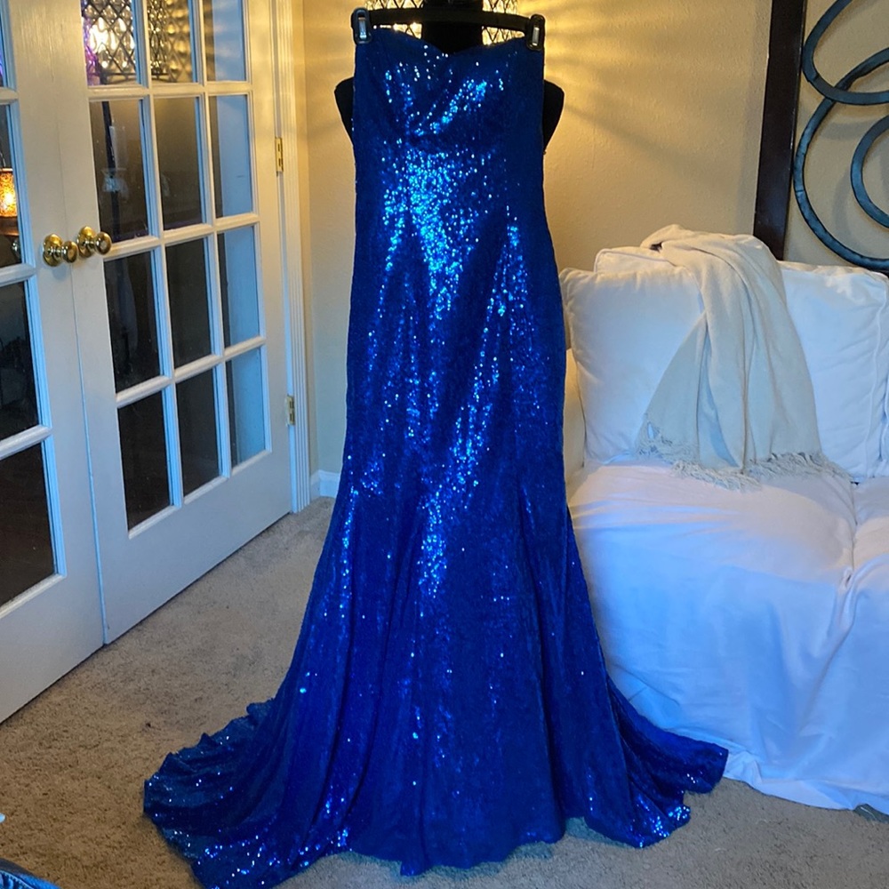 Prom dress